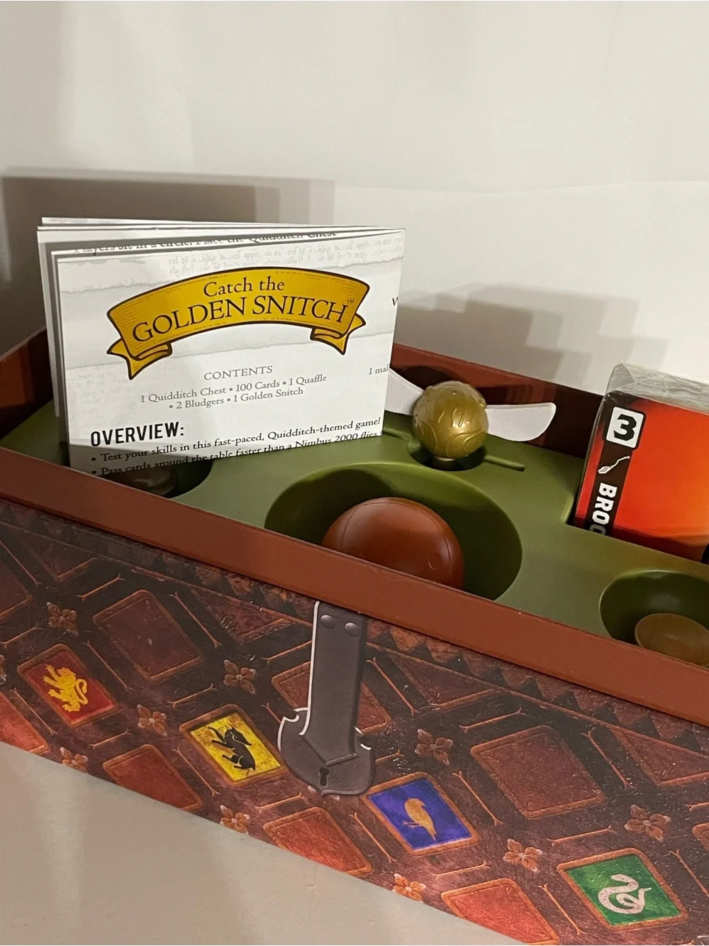 New Spin Master Harry Potter Catch the Golden Snitch Board Game, featuring a Qui